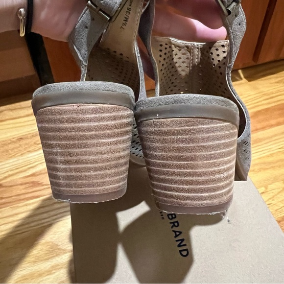 Lucky Brand Women's Shoes Lucky Brand Bertel Slingback - Picture 6 of 12